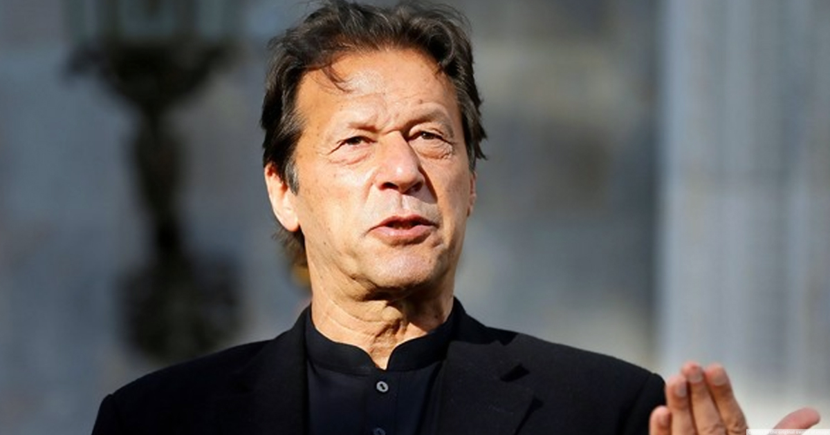 Imran Khan changes tune: Former Pak PM apologises before court for threatening lady judge